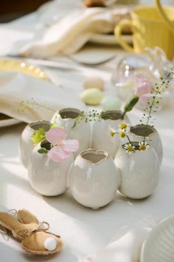 Vase til 7 blomster - Æggering - Hvid/creme